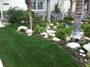 artificial-turf-landscaping