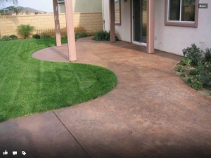 stamped-concrete-walkway